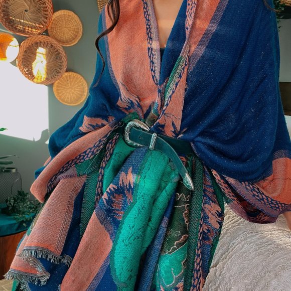 Blanket Shawl - Picture 2 of 2